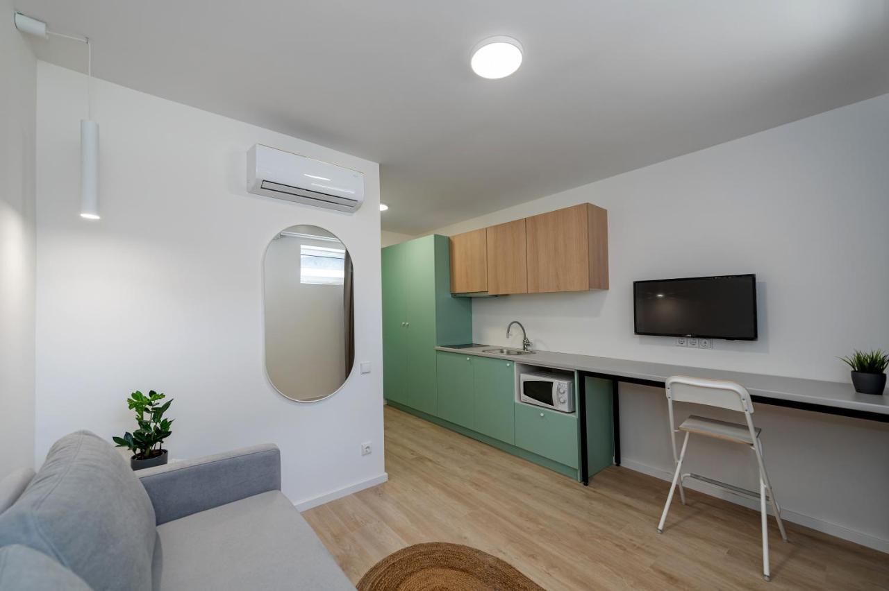 Appartement Uab Laisves Alejos Viesbutis à Kaunas Extérieur photo